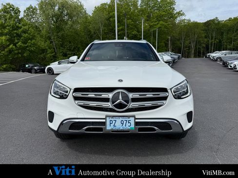 Certified 2022 Mercedes-Benz GLC 300 4MATIC image 3