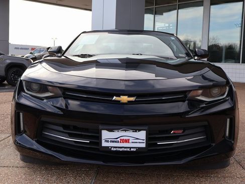 Used 2017 Chevrolet Camaro LT w/ RS Package image 8