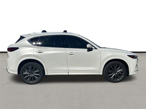 New 2025 MAZDA CX-5 Signature image 8