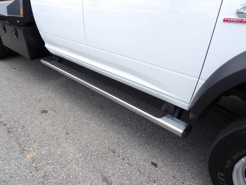 Used 2024 RAM 5500 Tradesman w/ Chrome Appearance Group AWD/4WD image 54
