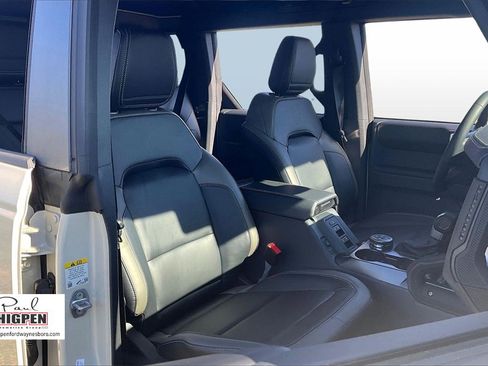 New 2025 Ford Bronco Outer Banks w/ Sasquatch Package image 8