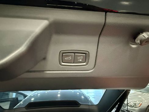 Used 2014 Porsche Panamera GTS w/ Premium Package Plus image 40