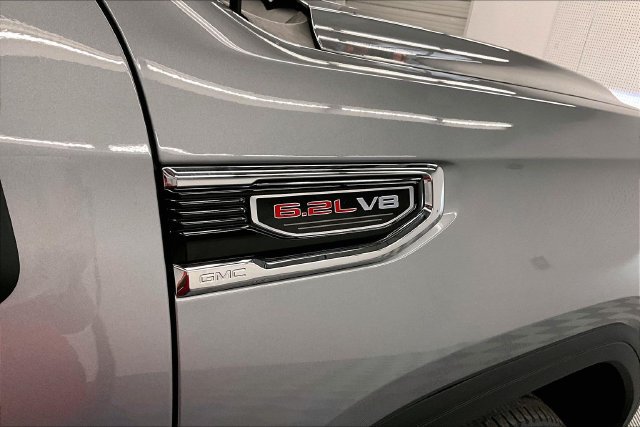 Used 2023 GMC Sierra 1500 Denali w/ Denali Reserve Package AWD/4WD image 11