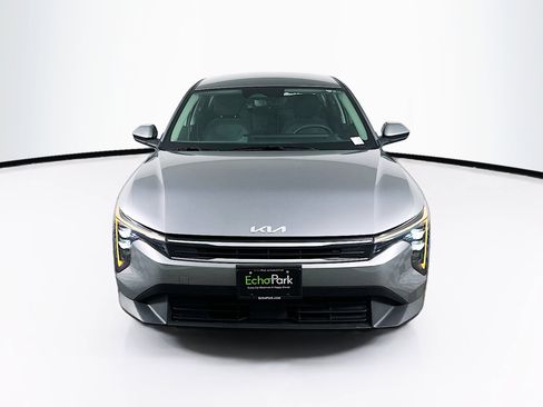 Used 2025 Kia K4 LXS image 2