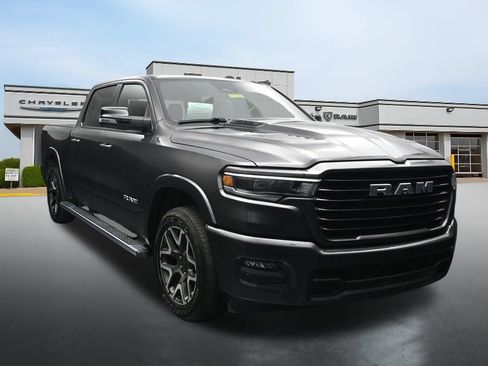 Used 2026 RAM 1500 Laramie w/ Sport Appearance Package AWD/4WD image 7