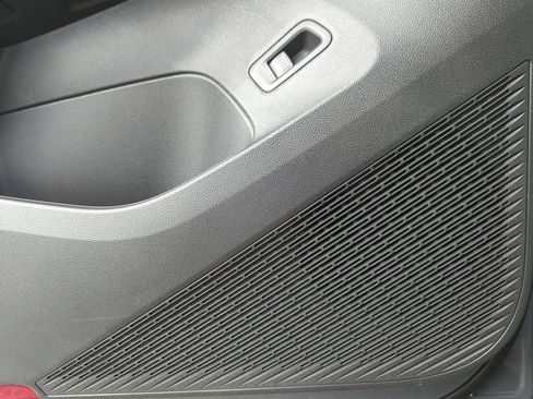 New 2026 Volkswagen Atlas SE image 29