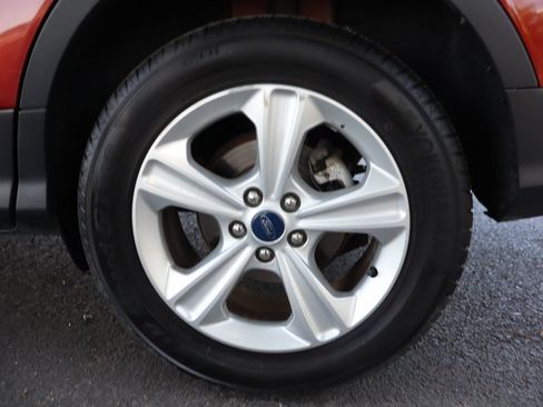 Used 2016 Ford Escape SE FWD image 41
