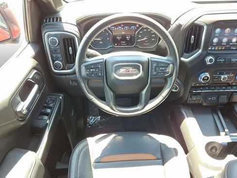 Used 2022 GMC Sierra 1500 AT4 w/ AT4 Premium Package AWD/4WD image 7