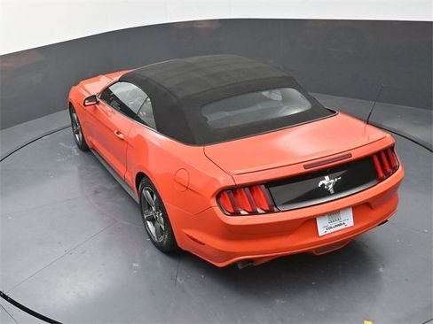 Used 2015 Ford Mustang Convertible w/ Equipment Group 051A image 13