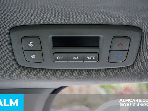 Used 2025 Kia Carnival SX Prestige image 38