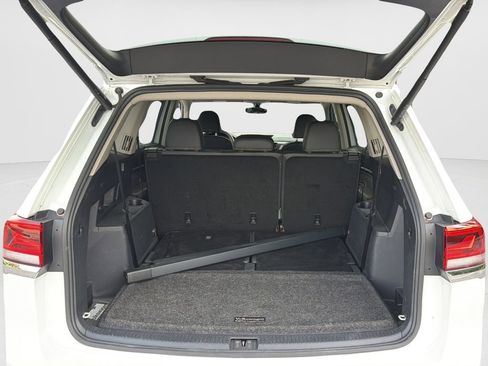 Used 2023 Volkswagen Atlas SE w/ Panoramic Sunroof Package image 10