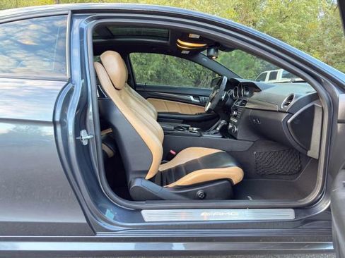 Used 2013 Mercedes-Benz C 63 AMG Coupe image 24