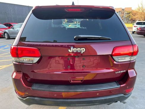 Used 2018 Jeep Grand Cherokee Laredo RWD image 7