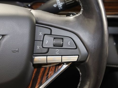 Used 2022 Cadillac Escalade ESV Premium Luxury image 45