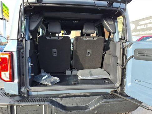 Used 2024 Ford Bronco Black Diamond image 10