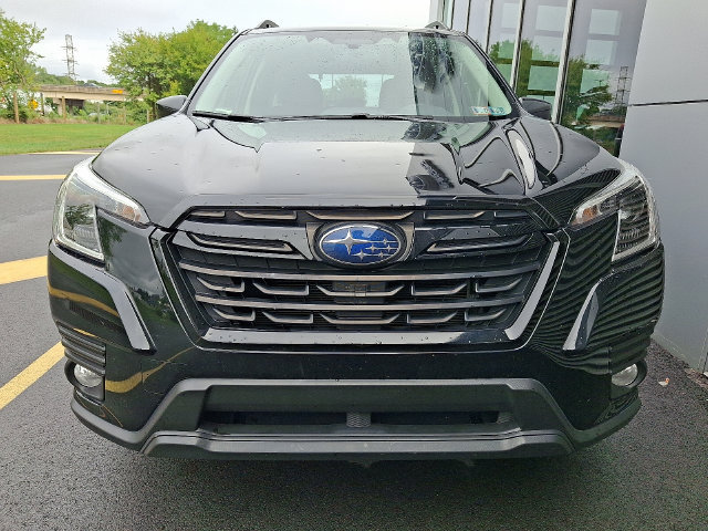 Certified 2023 Subaru Forester Premium AWD/4WD image 2