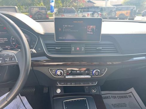 Used 2018 Audi Q5 2.0T Premium Plus w/ Premium Plus Package AWD/4WD image 14