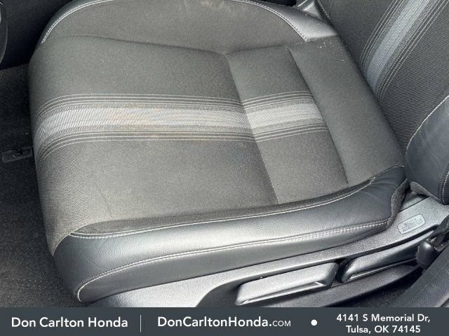 Used 2023 Honda Civic Sport image 8