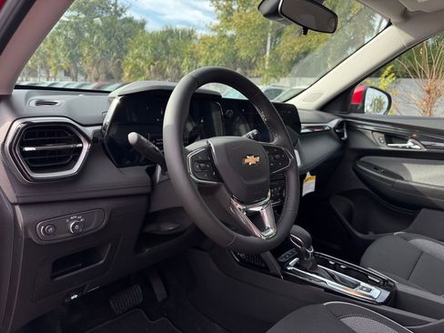 New 2026 Chevrolet TrailBlazer LT w/ LT Cold Weather Package image 25