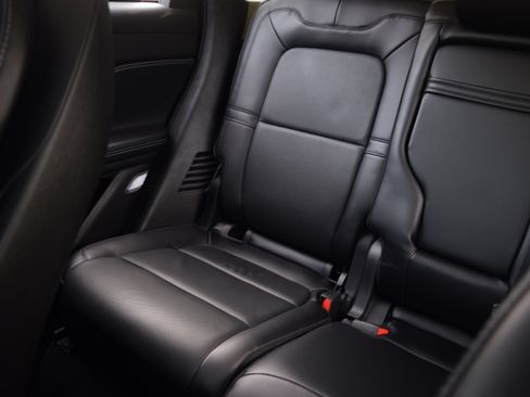 Used 2023 Lincoln Corsair Reserve w/ Jet Appearance Package image 14