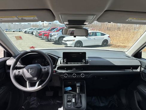 Used 2024 Honda CR-V LX image 30