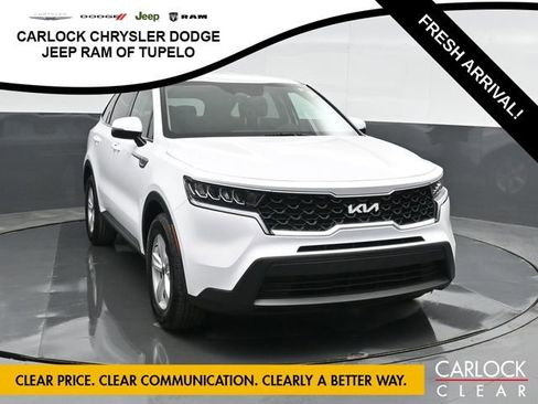 Used 2023 Kia Sorento LX image 6