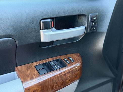 Used 2012 Toyota Tundra Limited w/ Platinum Pkg image 17