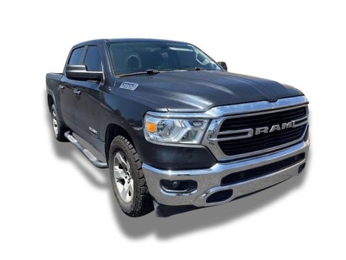 Used 2020 RAM 1500 Lone Star RWD image 2