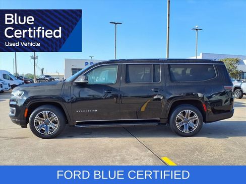 Used 2024 Jeep Wagoneer L Series II w/ Flexible Seating Group AWD/4WD image 3