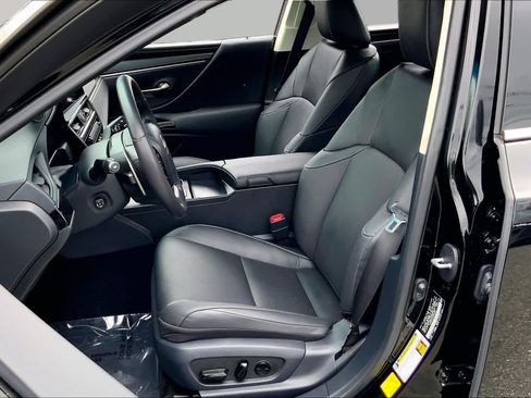 Certified 2024 Lexus ES 350 w/ Premium Package FWD image 8