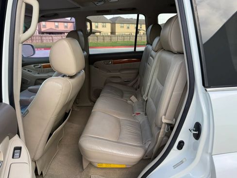 Used 2005 Lexus GX 470 AWD/4WD image 14