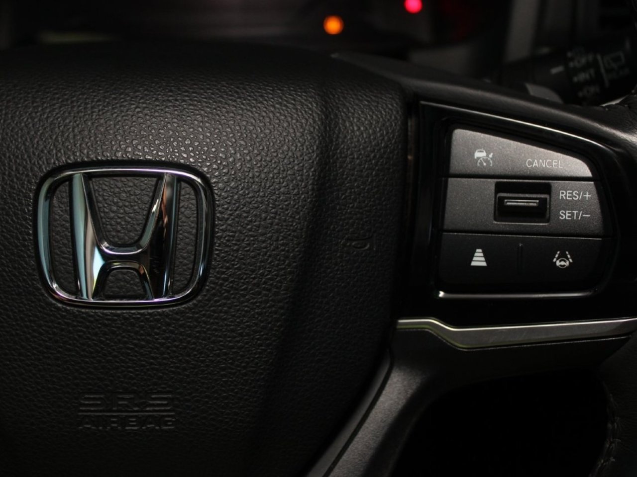 Used 2025 Honda Odyssey EX-L image 31