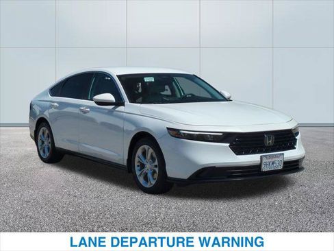 Certified 2023 Honda Accord LX image 4