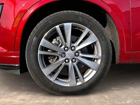 Used 2023 Cadillac XT6 Premium Luxury w/ Technology Package image 34