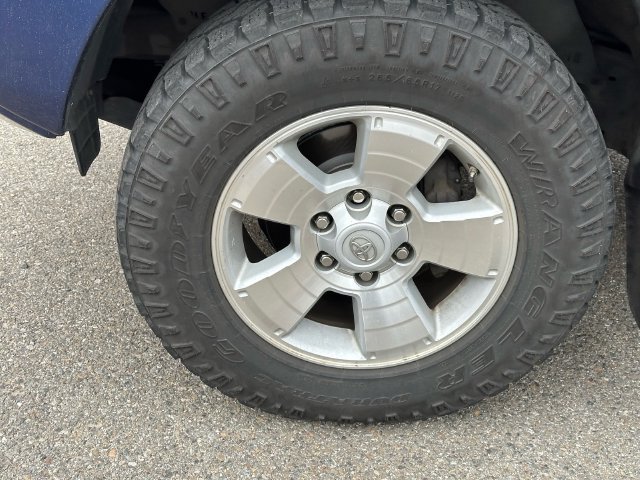 Used 2015 Toyota Tacoma 4x4 Double Cab image 17