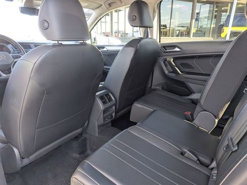 Used 2024 Volkswagen Tiguan SE AWD/4WD image 29