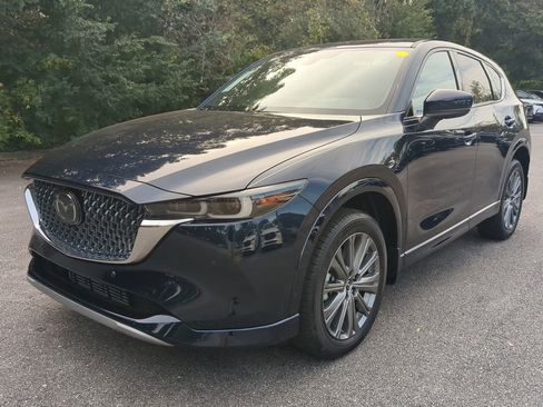 New 2025 MAZDA CX-5 Signature image 7