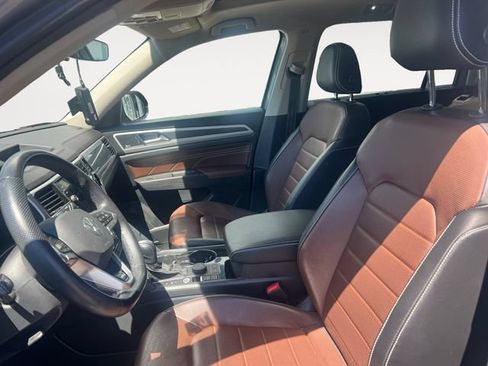 Used 2022 Volkswagen Atlas SEL Premium AWD/4WD image 11