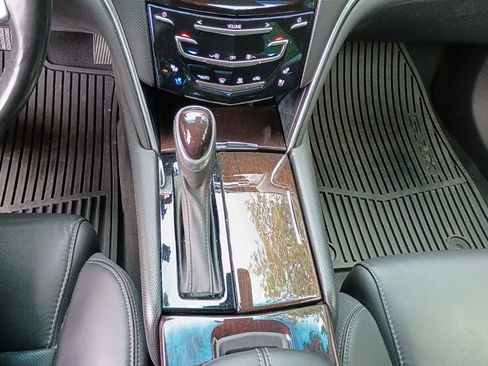 Used 2017 Cadillac XTS Luxury w/ Driver Awareness Package FWD image 20