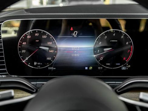 Used 2025 Mercedes-Benz GLE 350 4MATIC image 17