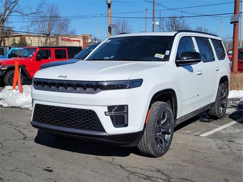 New 2026 Jeep Grand Wagoneer Limited image 4