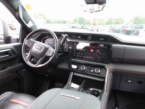 Certified 2024 GMC Sierra 2500 AT4 w/ AT4 Premium Plus Package image 25