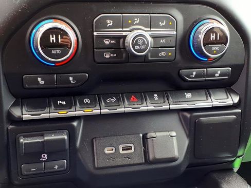 Used 2019 Chevrolet Silverado 1500 RST w/ All-Star Edition image 21