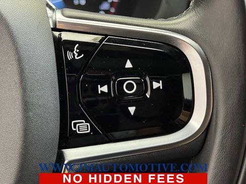 Used 2019 Volvo XC60 T5 Inscription w/ Protection Package image 38