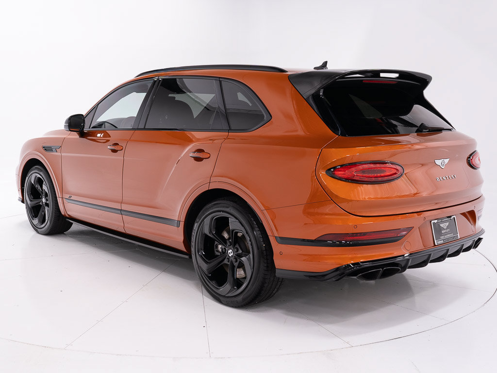 Certified 2022 Bentley Bentayga AWD/4WD image 3