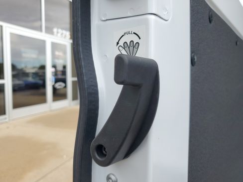 Used 2025 RAM ProMaster 2500 w/ Convenience Group image 24