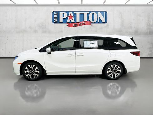 New 2026 Honda Odyssey Elite image 4