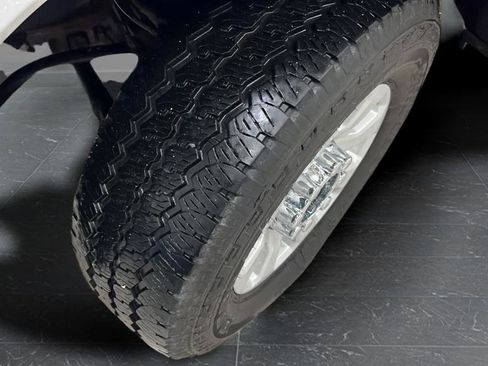 Used 2023 Ford F250 XLT AWD/4WD image 36