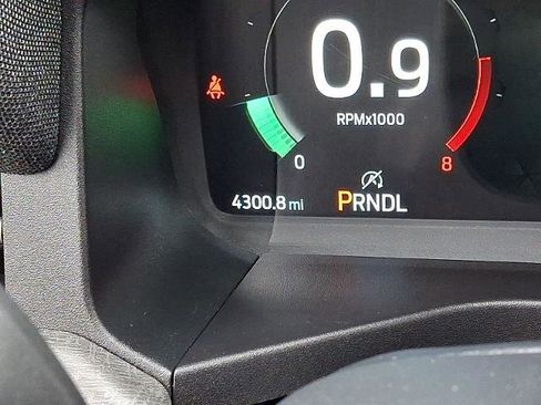 Certified 2025 Ford Explorer Platinum w/ LUX Leather Package image 22