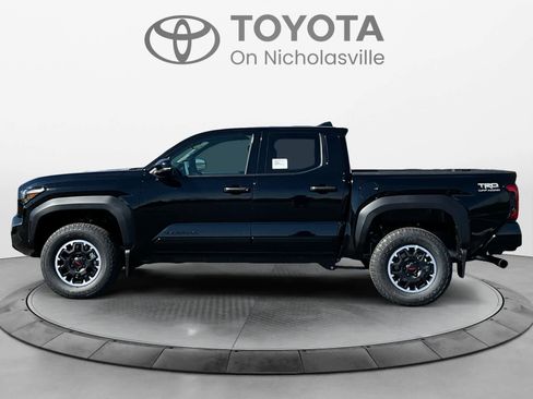 New 2026 Toyota Tacoma TRD Off-Road image 2